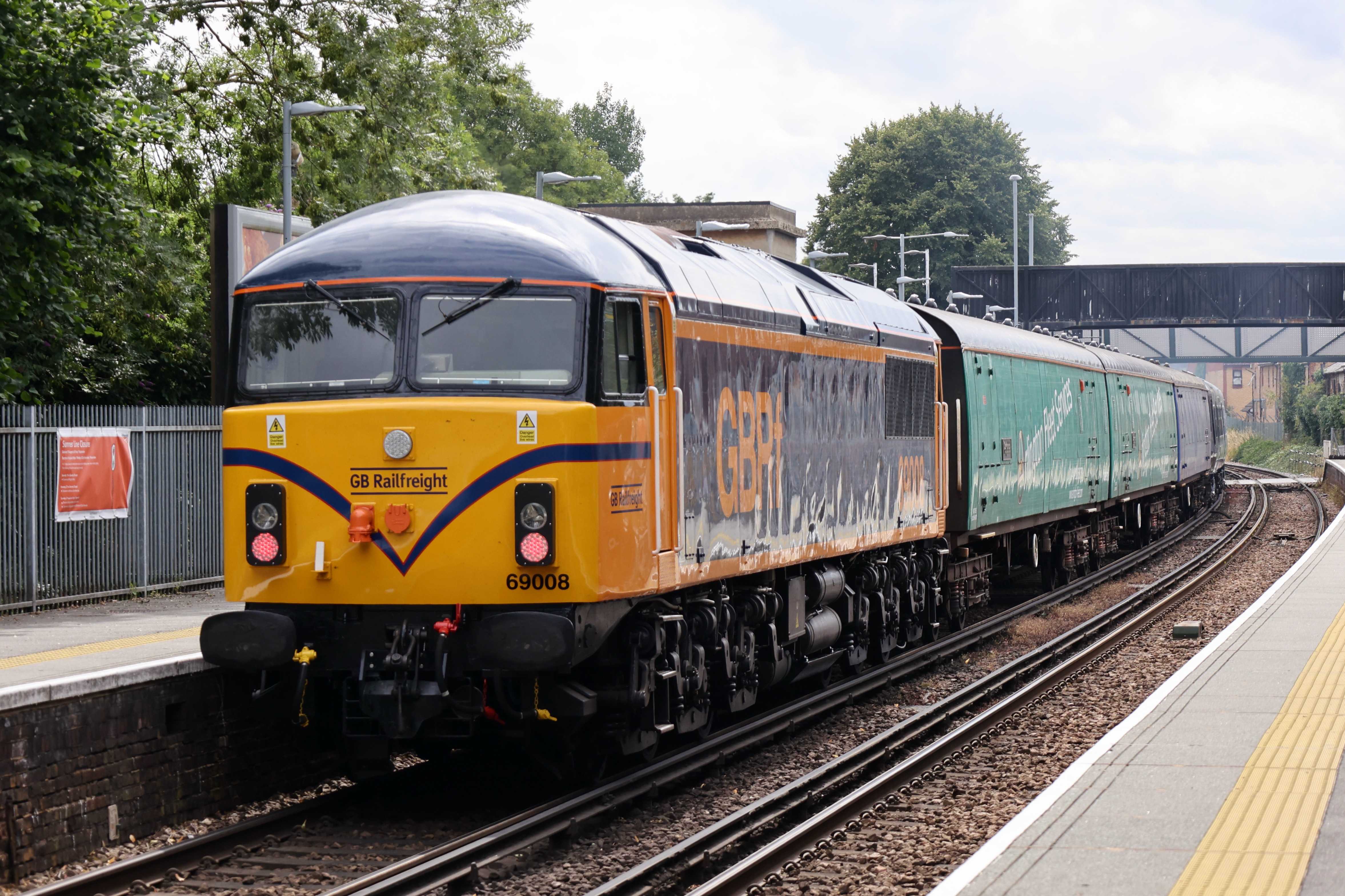 GBRf 69008 trailing