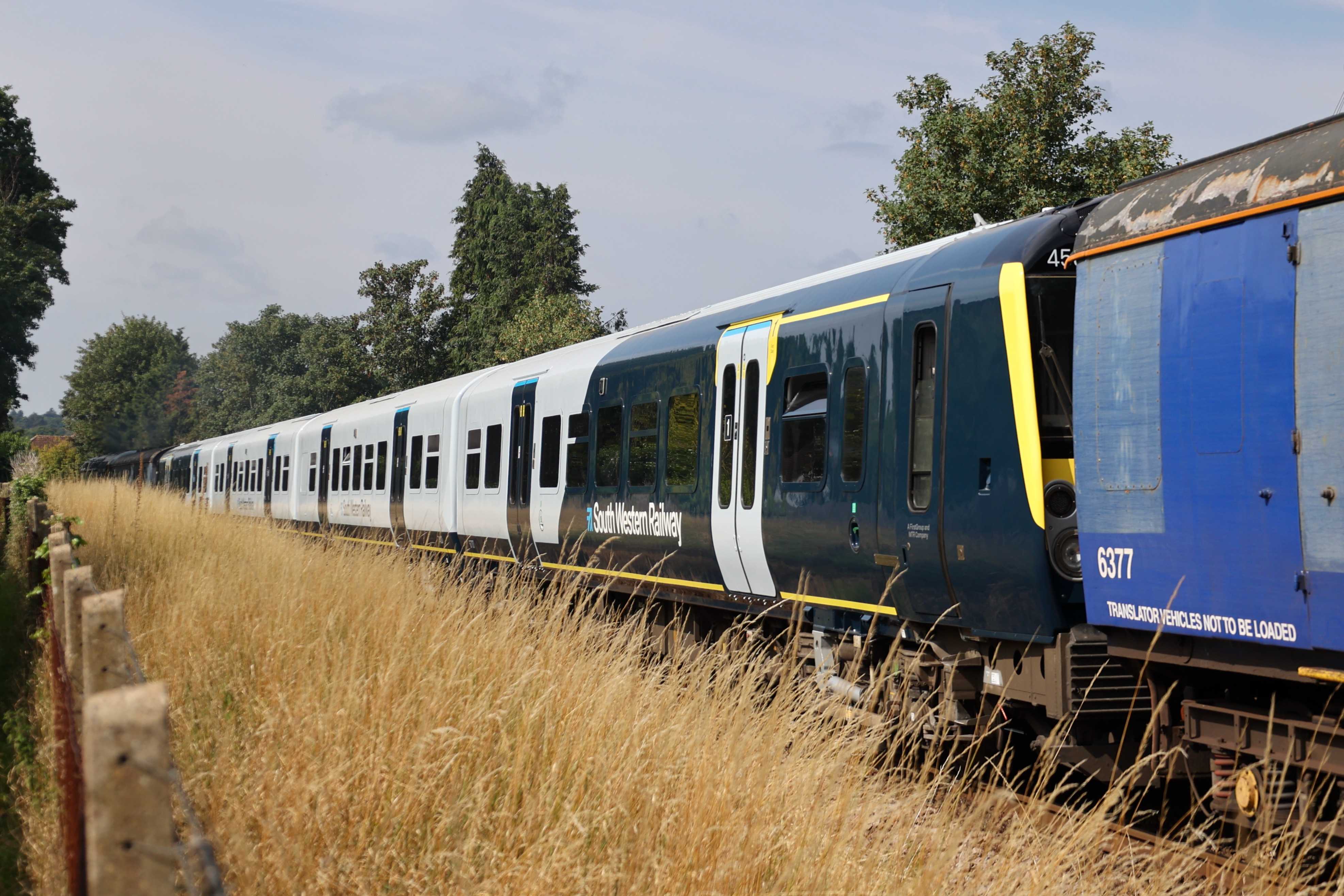 458407's trailing cab